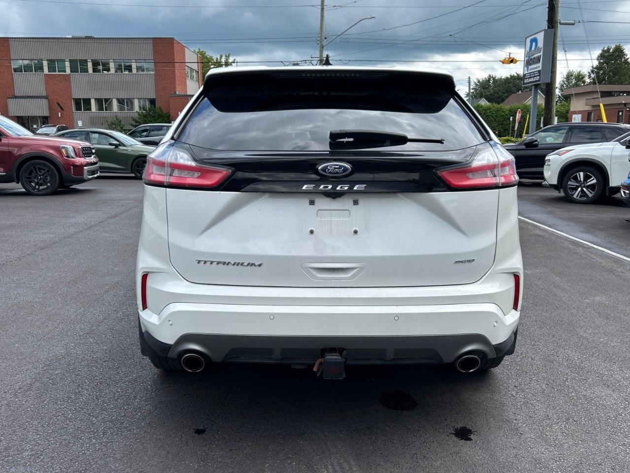 2023 Ford Edge Titanium AWD Photo