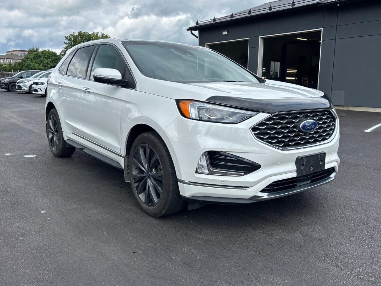 2023 Ford Edge Titanium AWD Photo