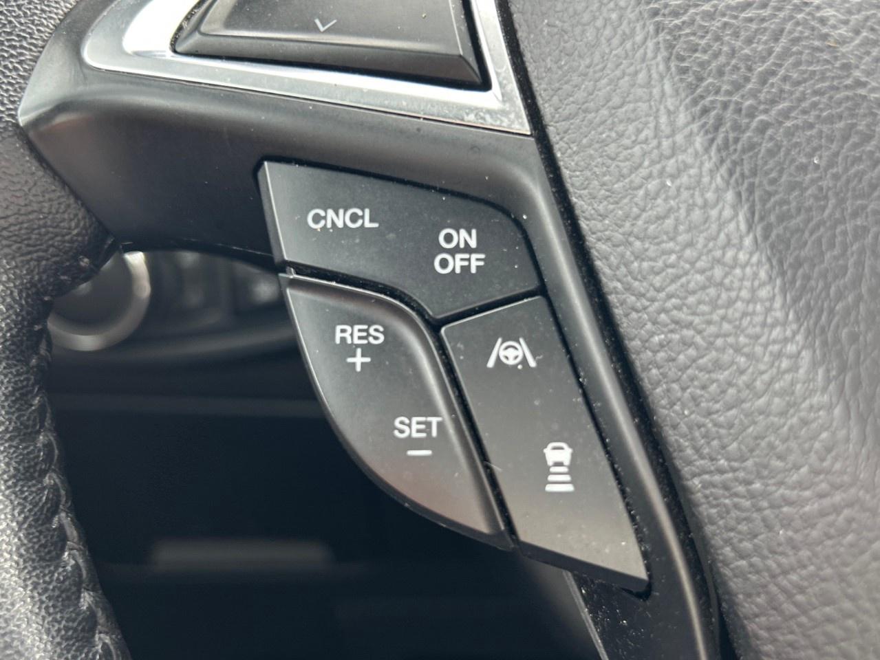 2023 Ford Edge Titanium AWD Photo