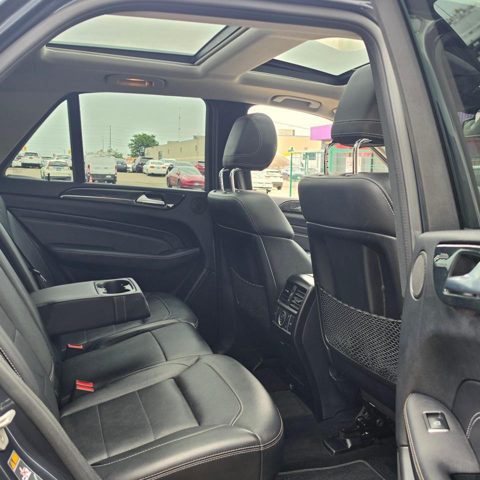 2013 Mercedes-Benz M-Class ML 350 BlueTEC Photo