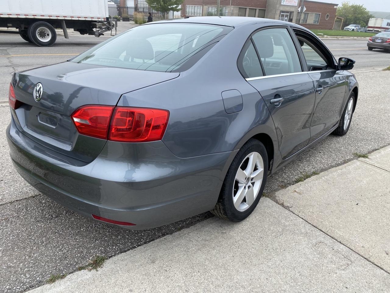2014 Volkswagen Jetta TDI Photo