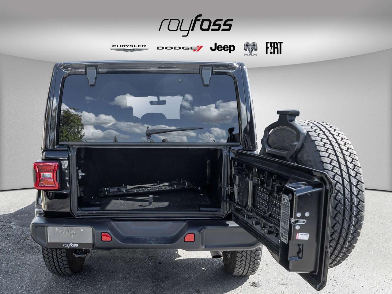 2023 Jeep Wrangler Nav   Cruise   Trac Control   Auto Dim Photo