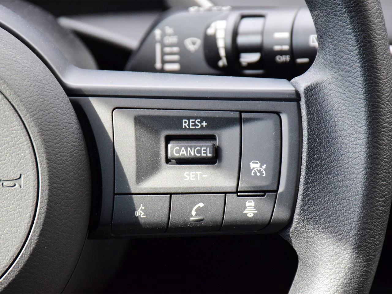 2025 Nissan Kicks S 4dr All-Wheel Drive Photo