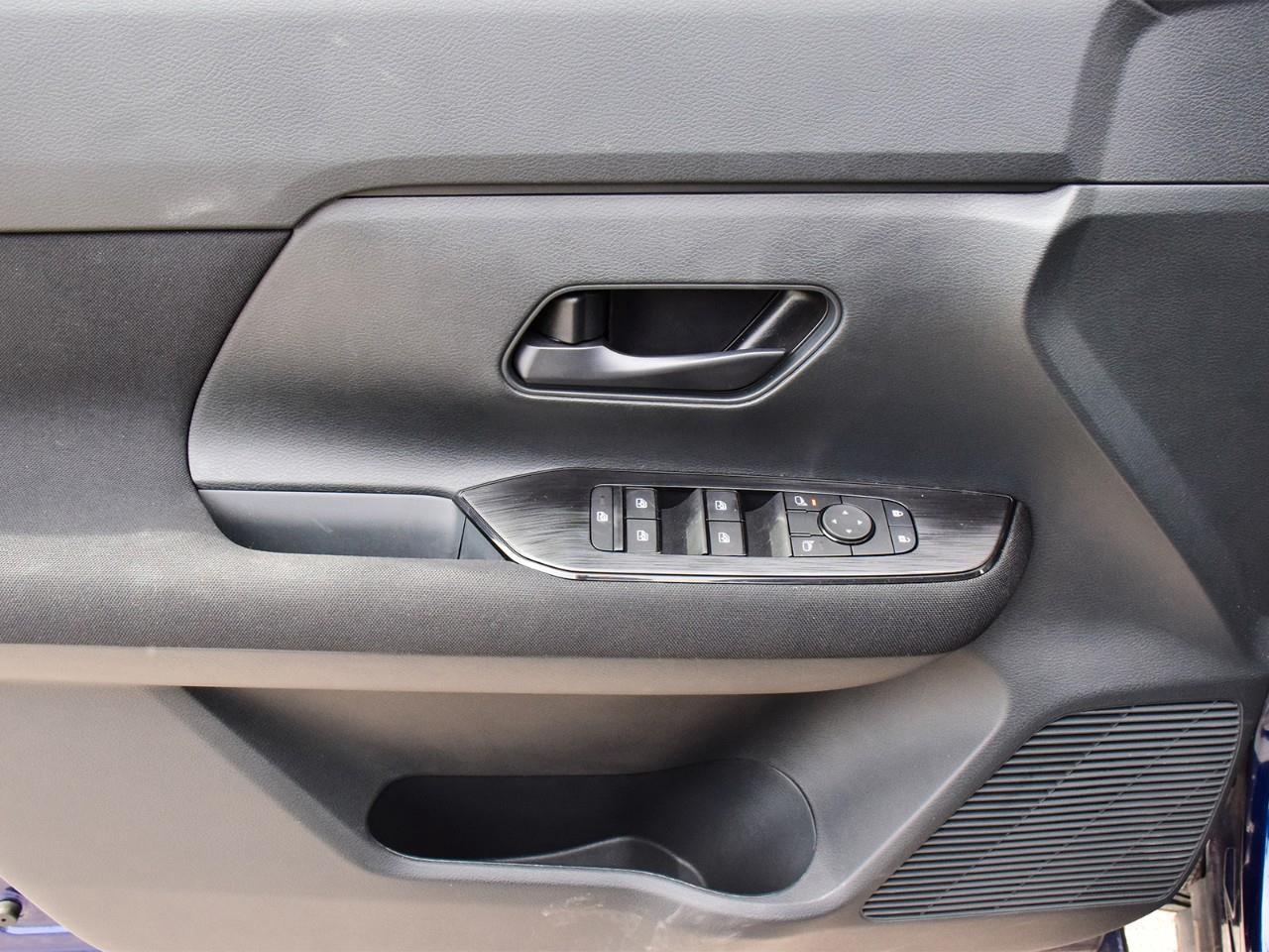 2025 Nissan Kicks S 4dr All-Wheel Drive Photo
