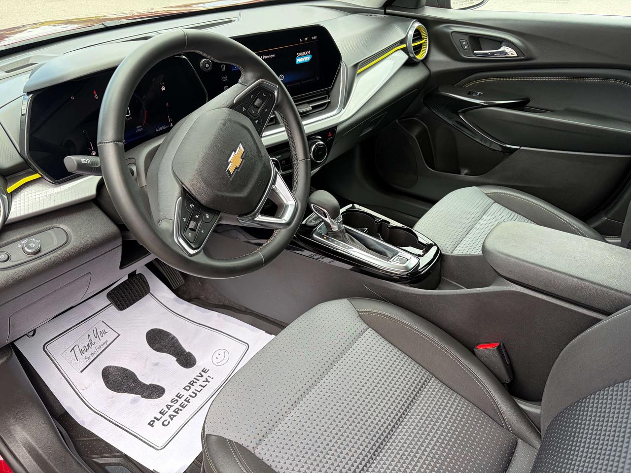 2024 Chevrolet Trax LT/HEATED SEATS/BACK UP CAM/CALL PICTON Photo