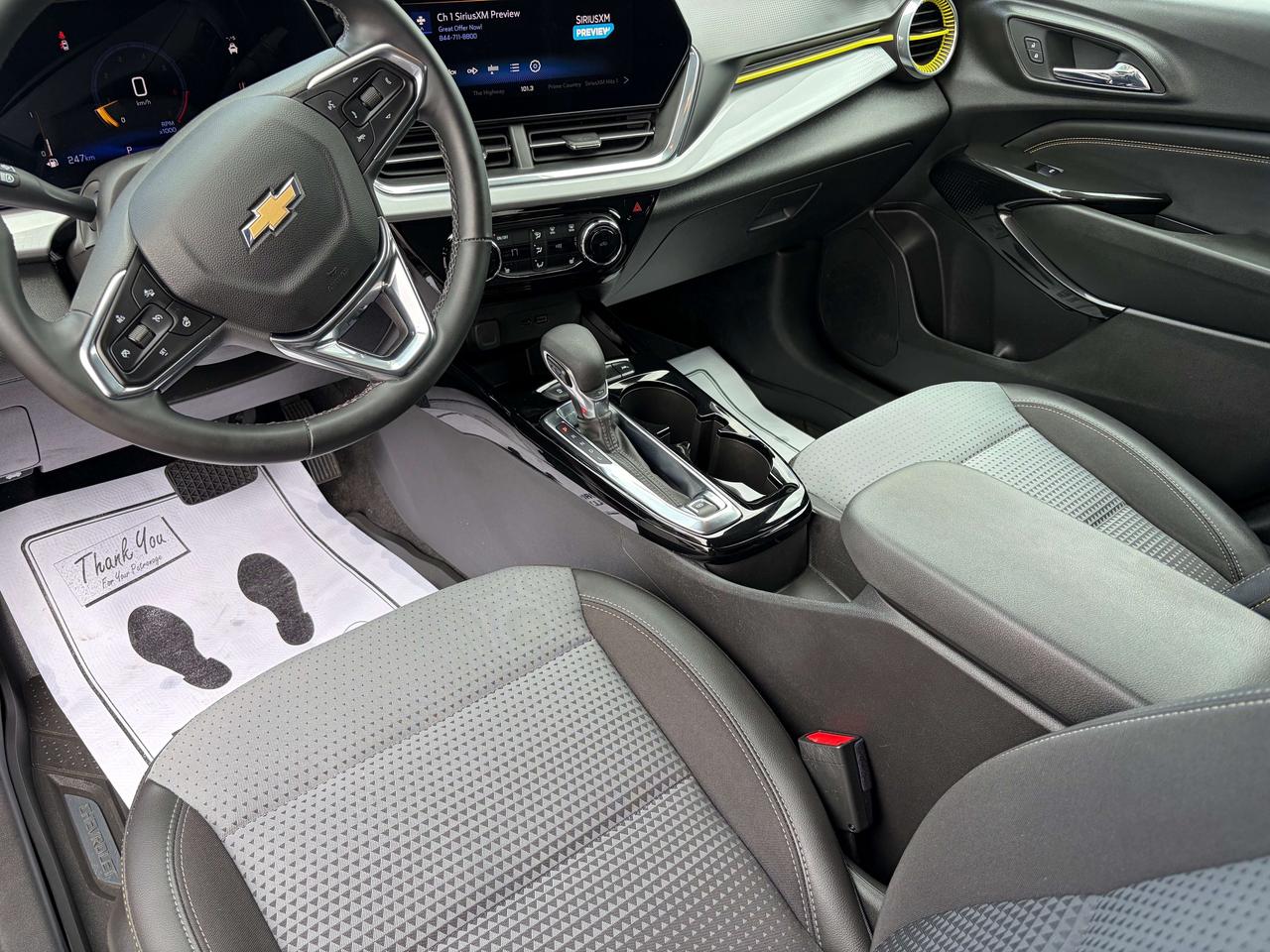 2024 Chevrolet Trax LT/HEATED SEATS/BACK UP CAM/CALL PICTON Photo