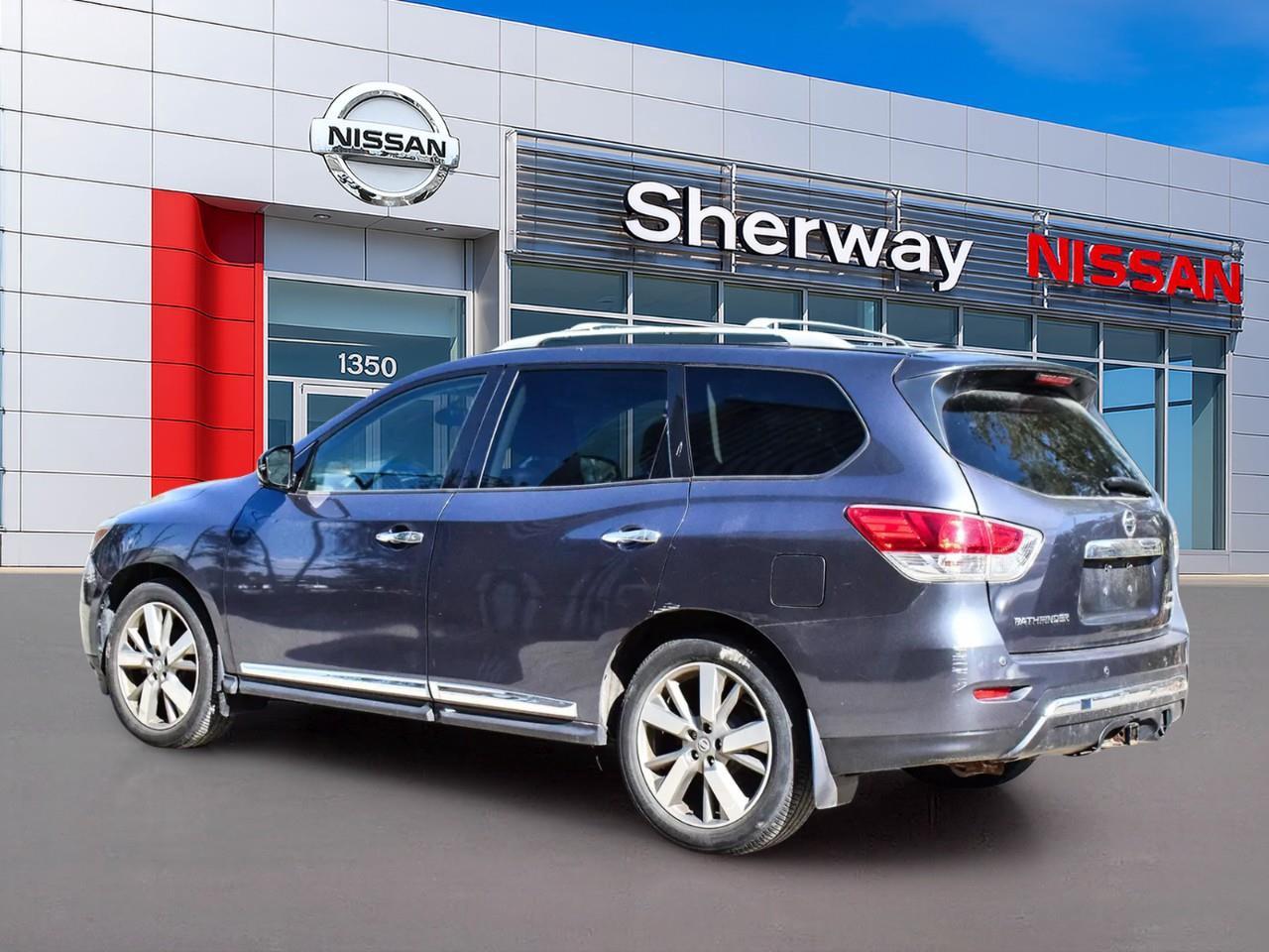2014 Nissan Pathfinder SL 4dr 4x4 Photo