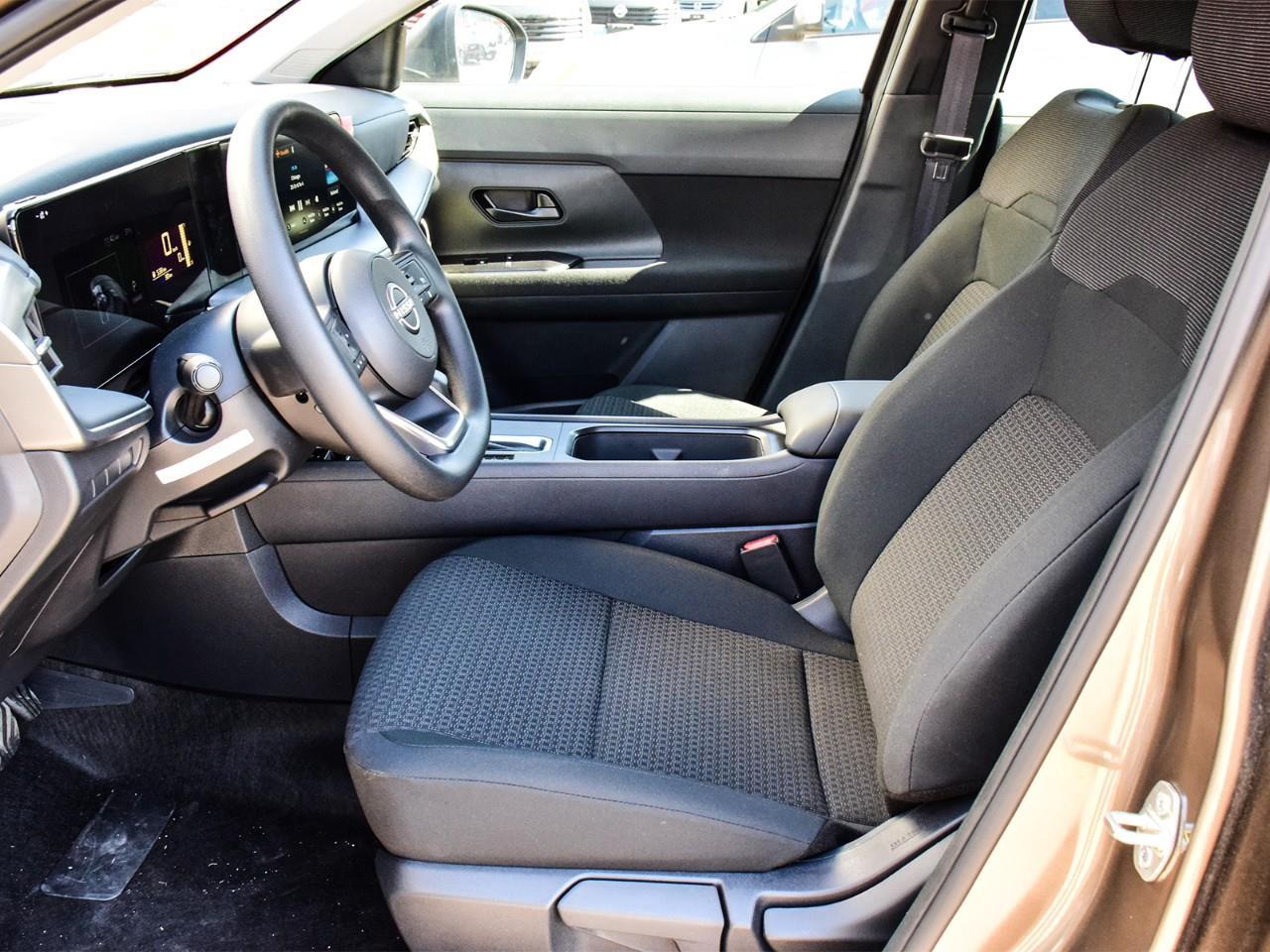 2025 Nissan Kicks S 4dr All-Wheel Drive Photo