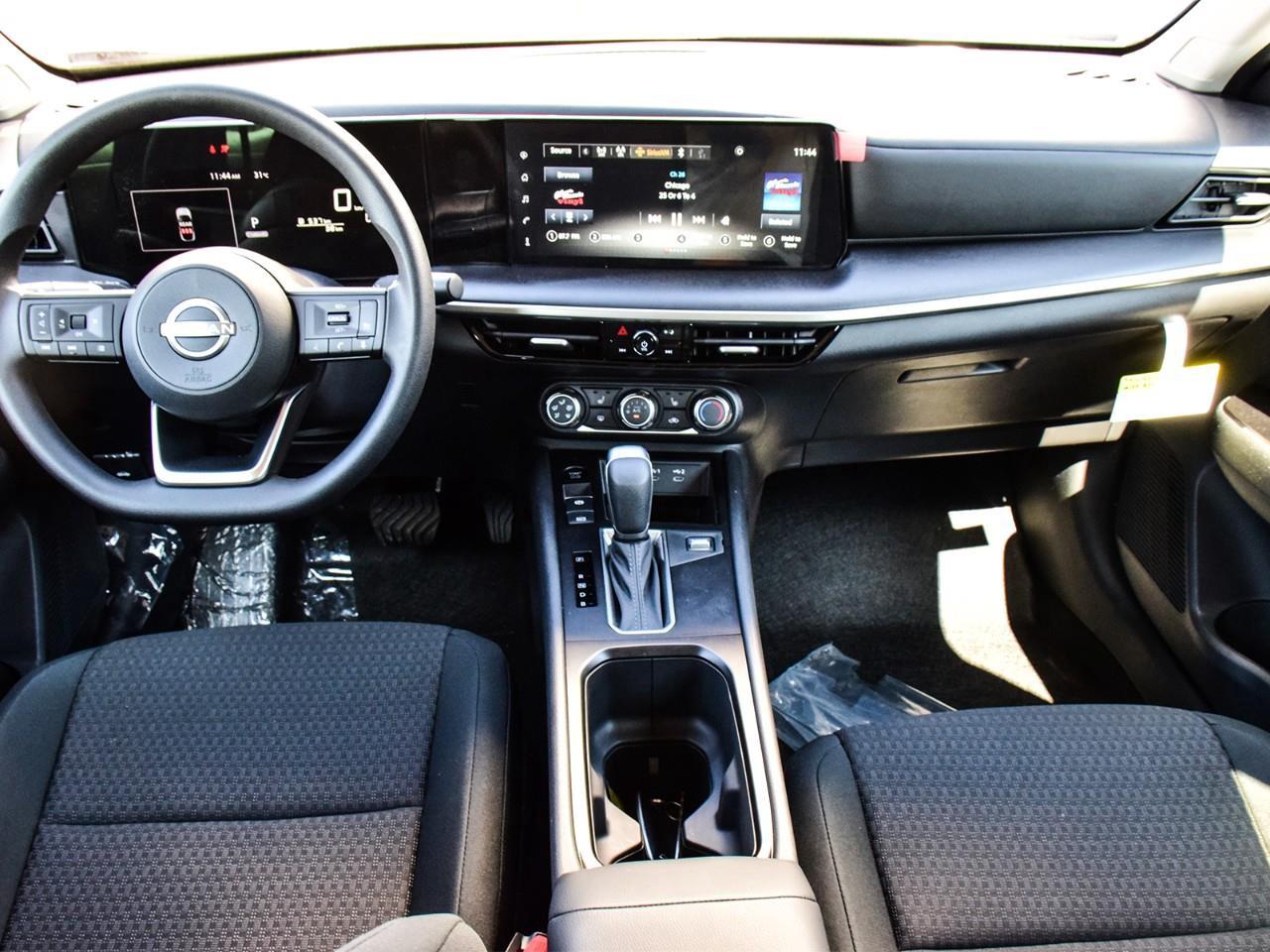 2025 Nissan Kicks S 4dr All-Wheel Drive Photo