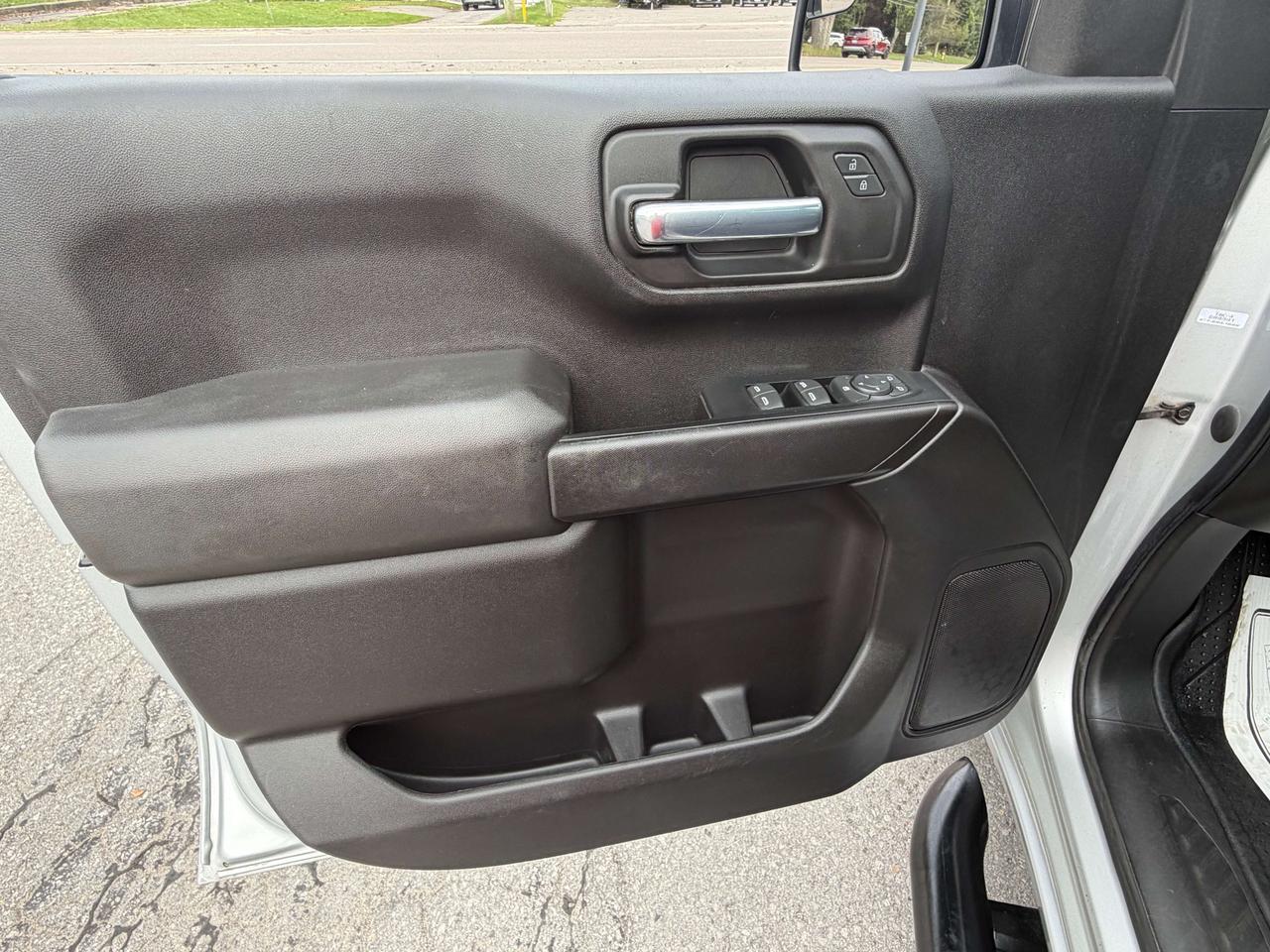 2021 Chevrolet Silverado 1500 CUSTOM/4X4/BACKUP CAM/CALL NAPANEE 613-354-2100 Photo