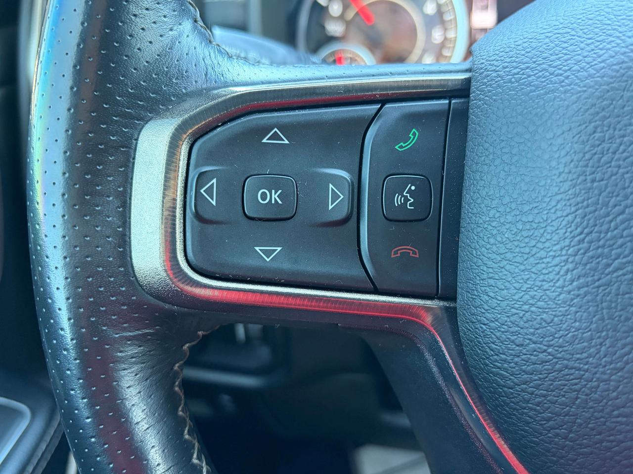 2022 RAM 1500 SPORT/LEATHER/HTD SEATS/BACK UP CAM/CALL NAPANEE Photo