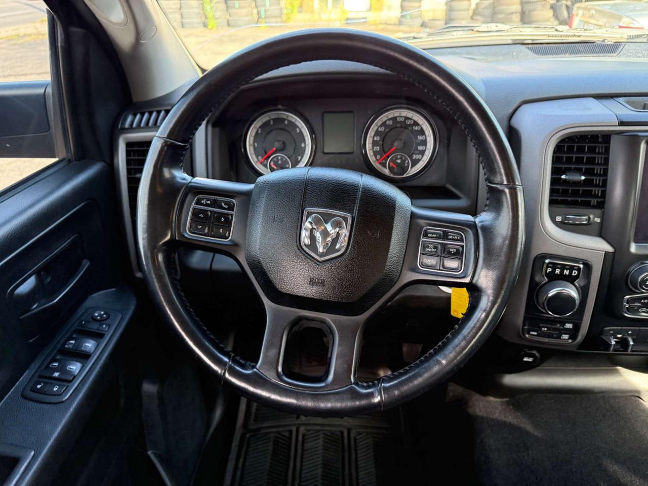 2020 RAM 1500 Express 4X4 *Certified* Photo