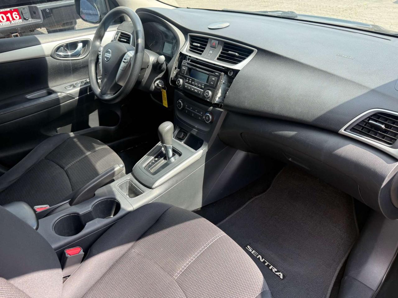 2017 Nissan Sentra S *CERTIFIED* Photo
