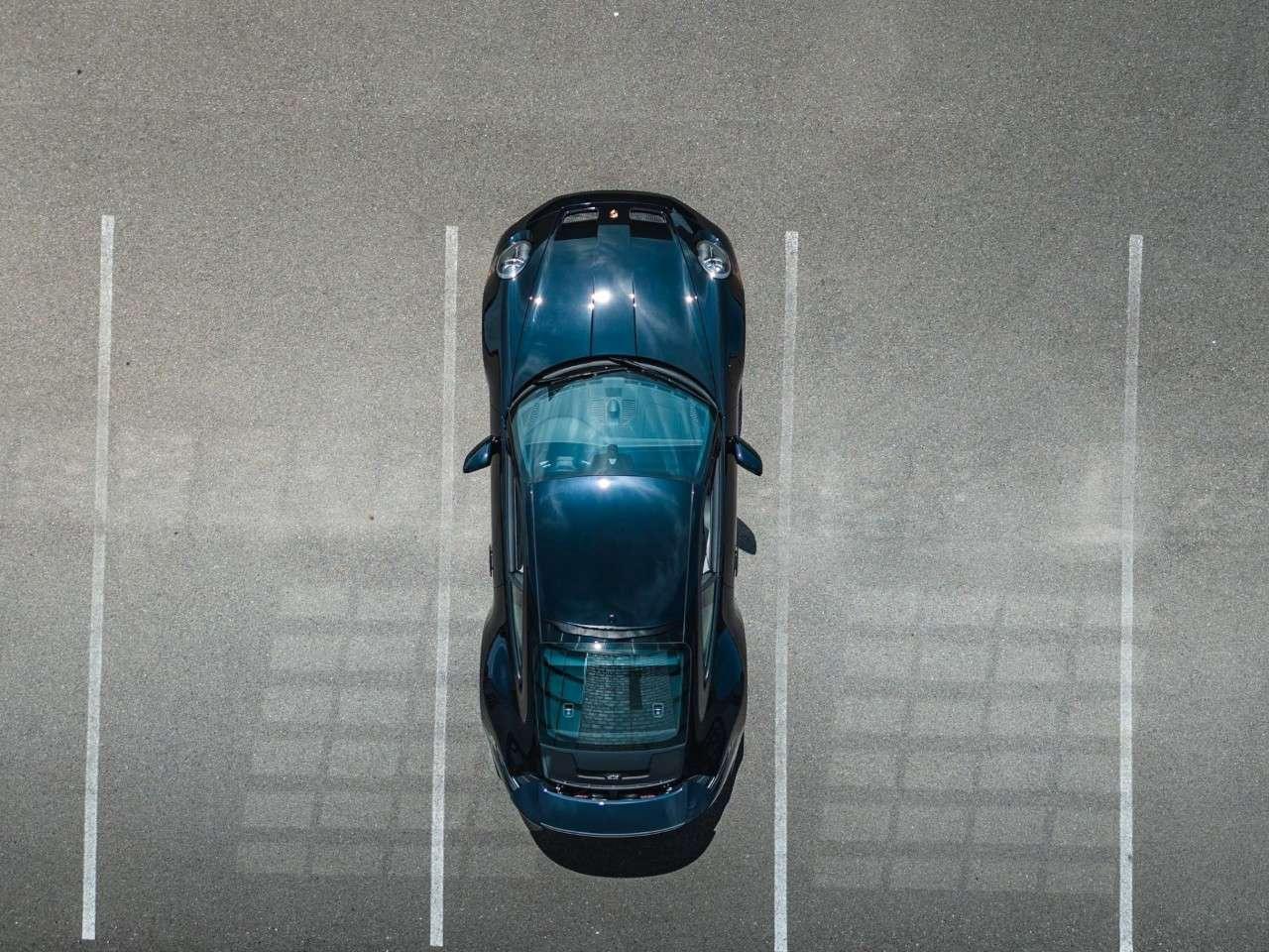 2026 Porsche 911 GT3 Coupe with Touring Package Photo1