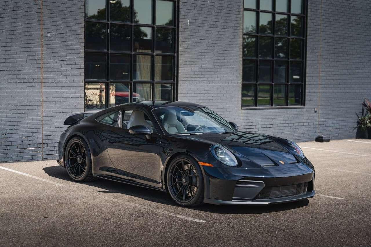 2026 Porsche 911 GT3 Coupe with Touring Package Photo