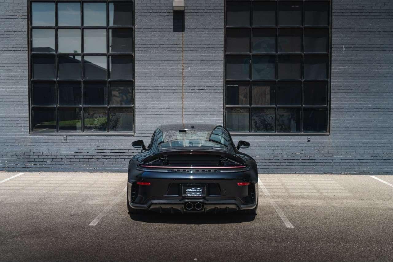 2026 Porsche 911 GT3 Coupe with Touring Package Photo