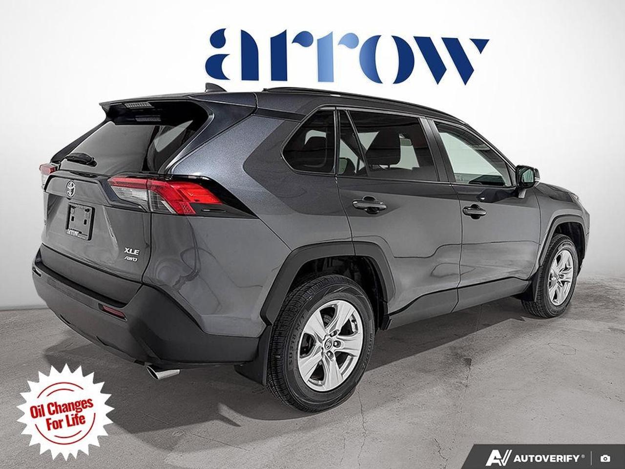 2021 Toyota RAV4 XLE AWD Photo