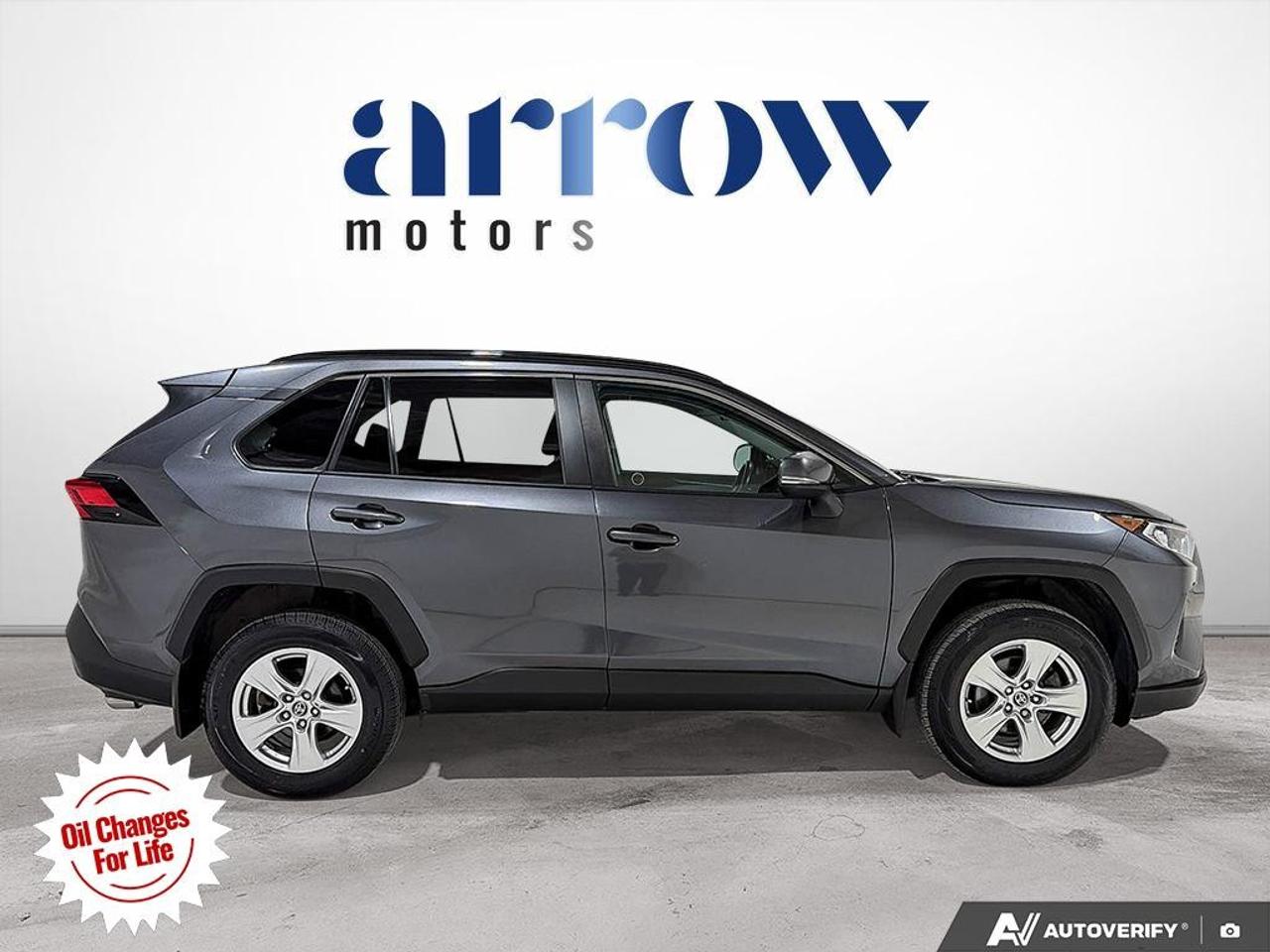 2021 Toyota RAV4 XLE AWD Photo
