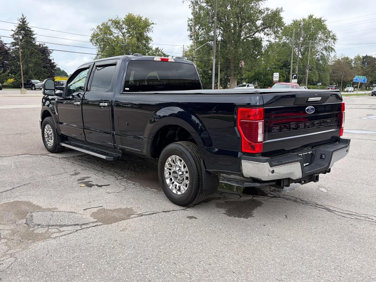 2022 Ford F-250 XLT/HTD SEATS/BACKUP CAM/CALL NAPANEE 613-354-2100 Photo
