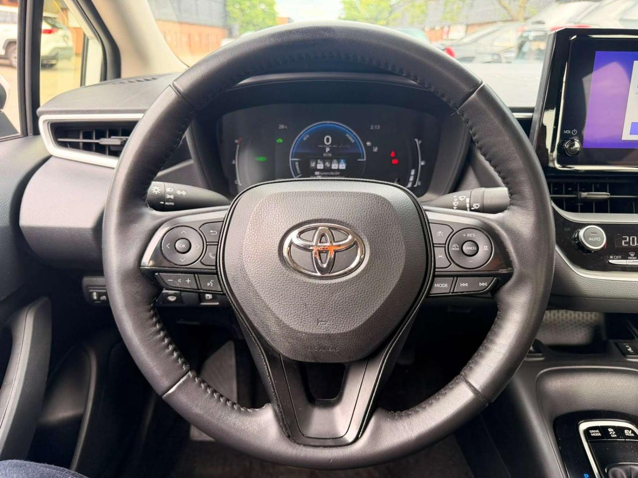 2025 Toyota Corolla Hybrid LE CVT AWD Photo