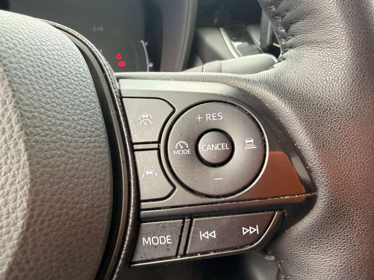 2025 Toyota Corolla Hybrid LE CVT AWD Photo
