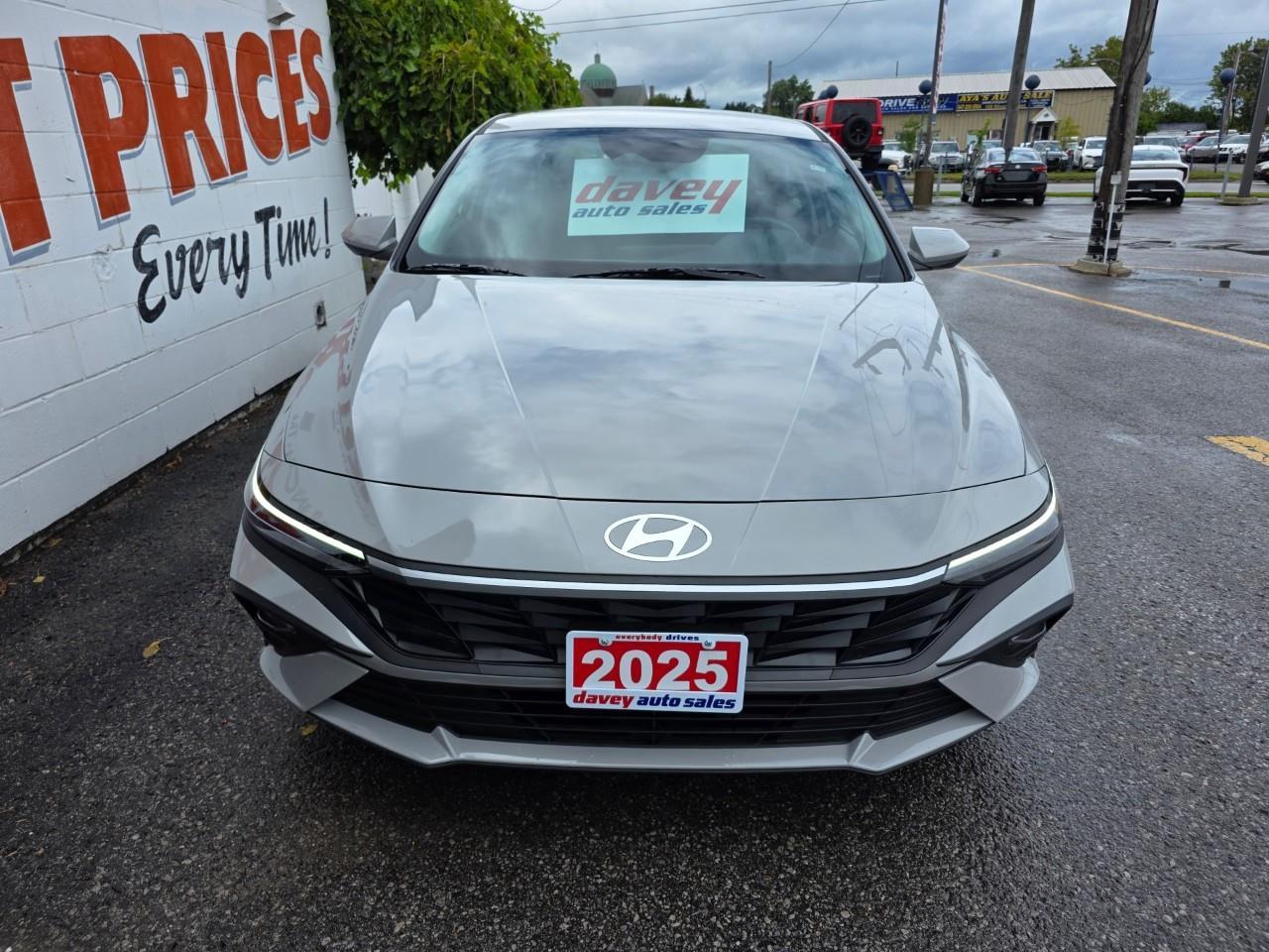 2025 Hyundai Elantra PREFERRED 4DR SEDAN Photo5