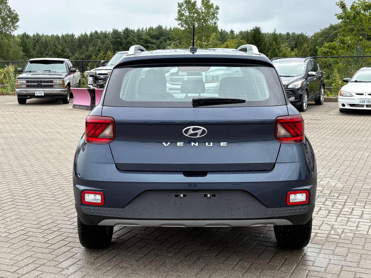 2026 Hyundai Venue Ultimate w/Denim Interior   Sunroof   Heated Seats Photo