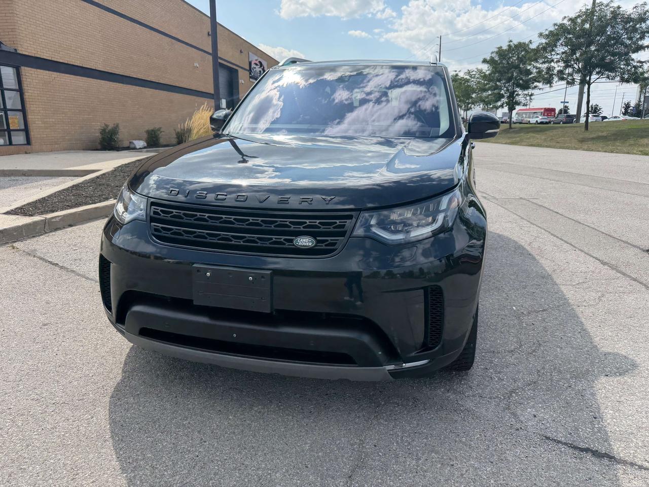 2017 Land Rover Discovery First Edition,Cooled Seat,Leather,Roof, Navigation Photo