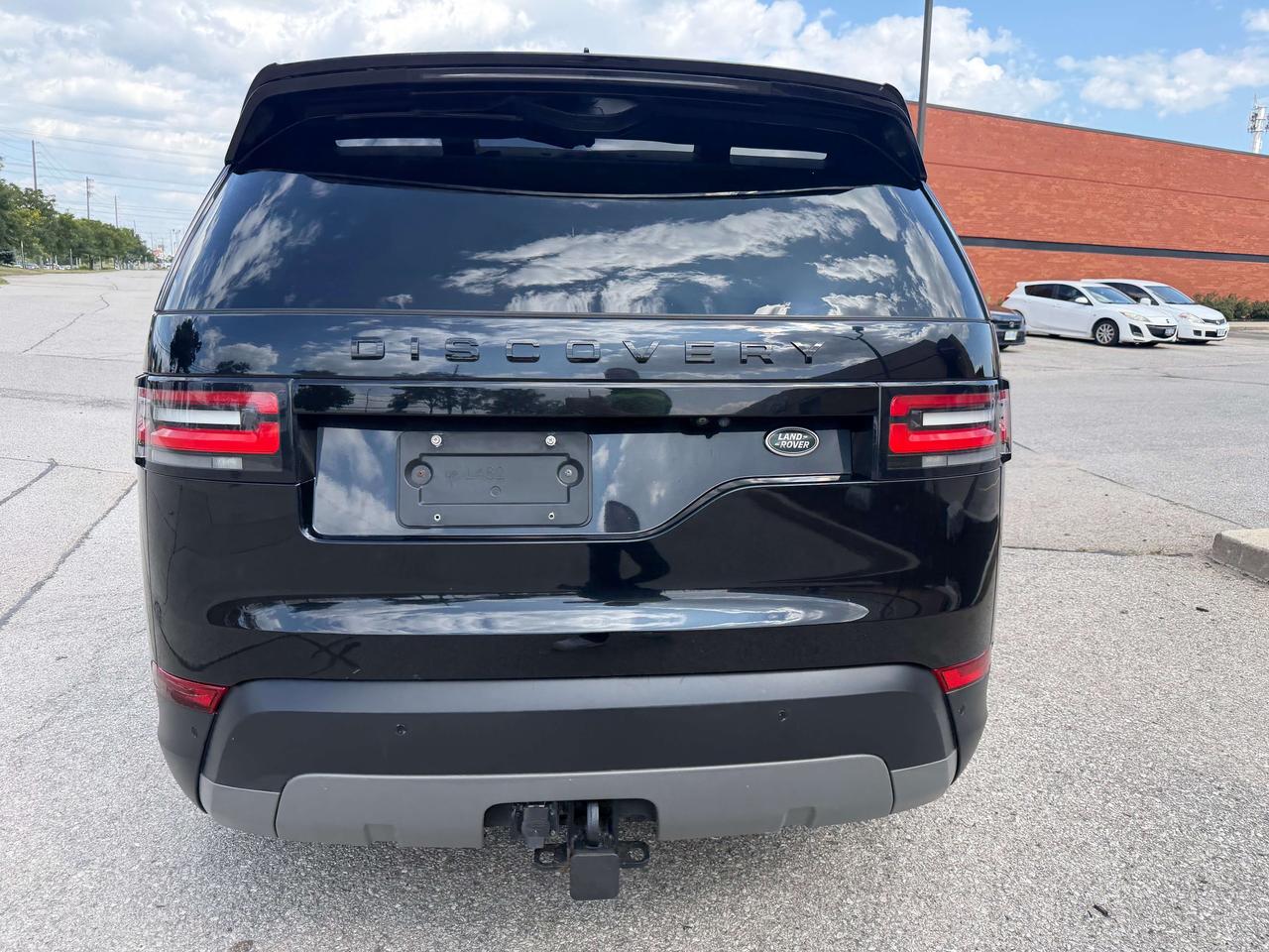 2017 Land Rover Discovery First Edition,Cooled Seat,Leather,Roof, Navigation Photo