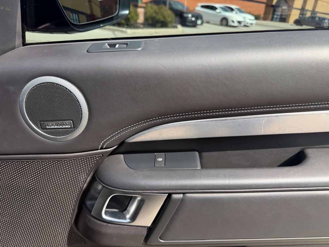 2017 Land Rover Discovery First Edition,Cooled Seat,Leather,Roof, Navigation Photo