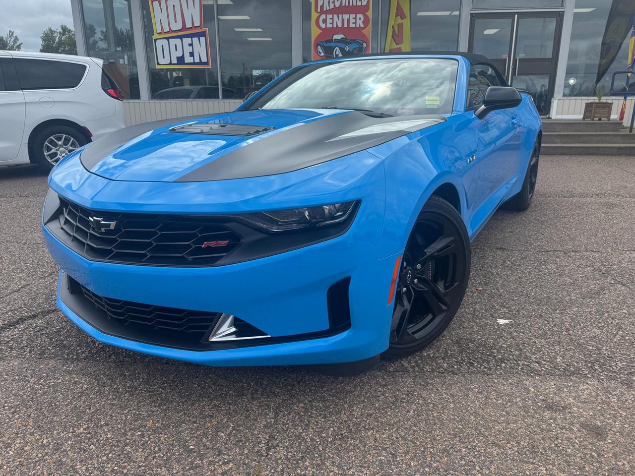 2022 Chevrolet Camaro LT1 2dr Convertible Photo0
