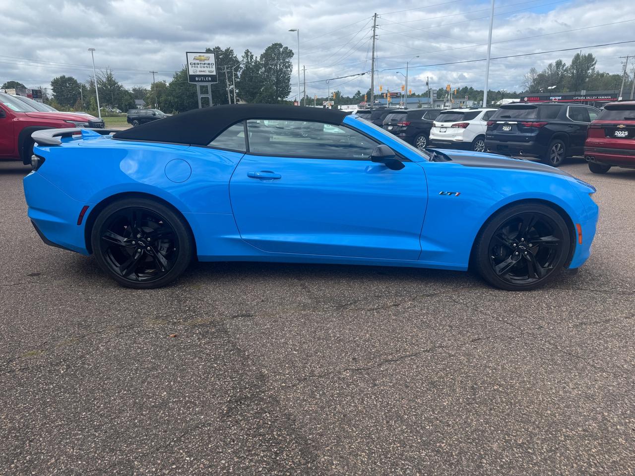 2022 Chevrolet Camaro LT1 2dr Convertible Photo