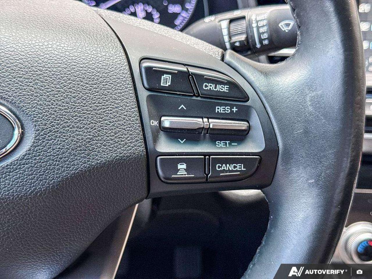 2020 Hyundai Elantra Ultimate   LTHR   HTD STEER WHEEL   SUNROOF Photo