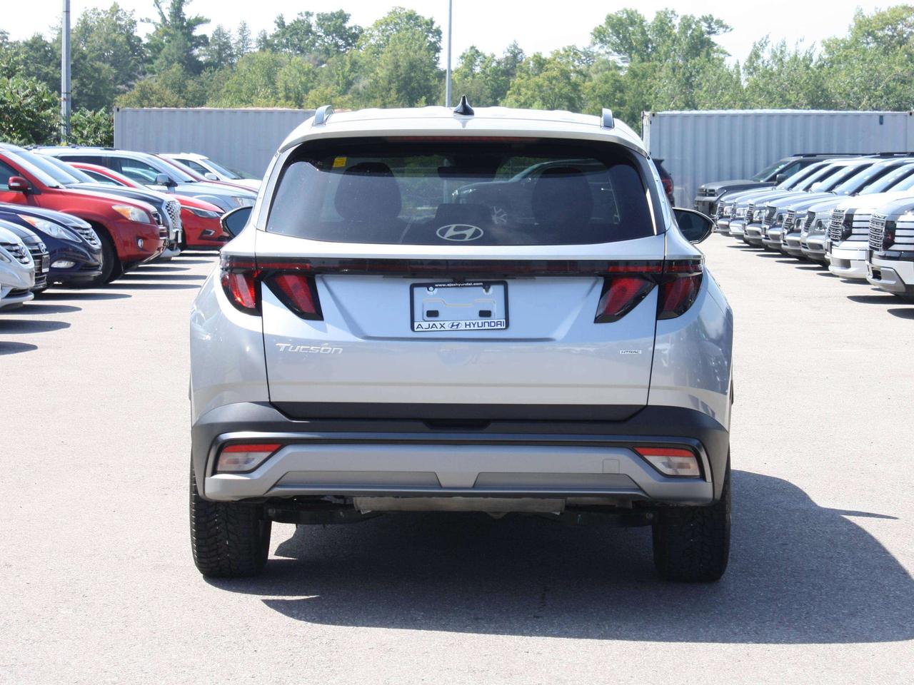 2026 Hyundai Tucson Preferred / Heated Seats / Blind Spot / CarPlay Photo4