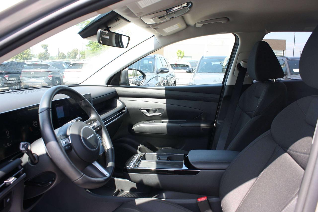2026 Hyundai Tucson Preferred / Heated Seats / Blind Spot / CarPlay Photo