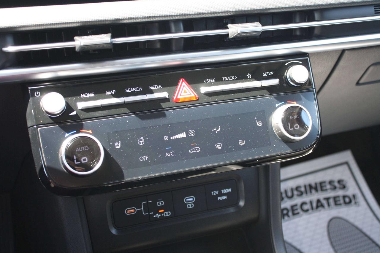 2026 Hyundai Tucson Preferred / Heated Seats / Blind Spot / CarPlay Photo