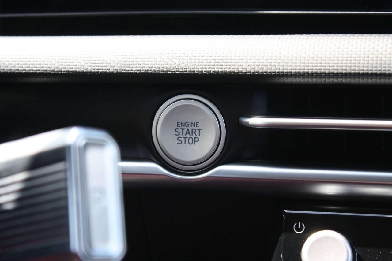 2026 Hyundai Tucson Preferred / Heated Seats / Blind Spot / CarPlay Photo