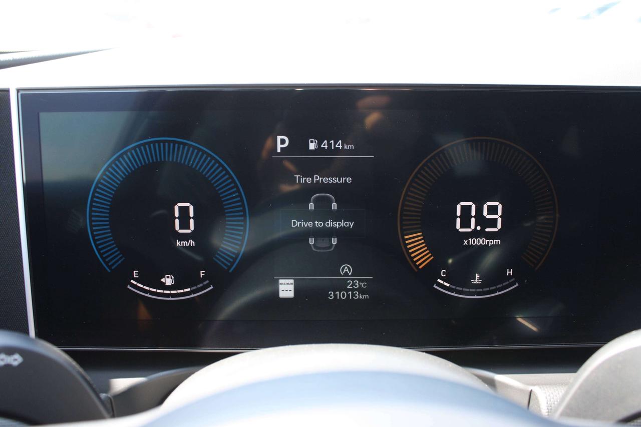 2026 Hyundai Tucson Preferred / Heated Seats / Blind Spot / CarPlay Photo
