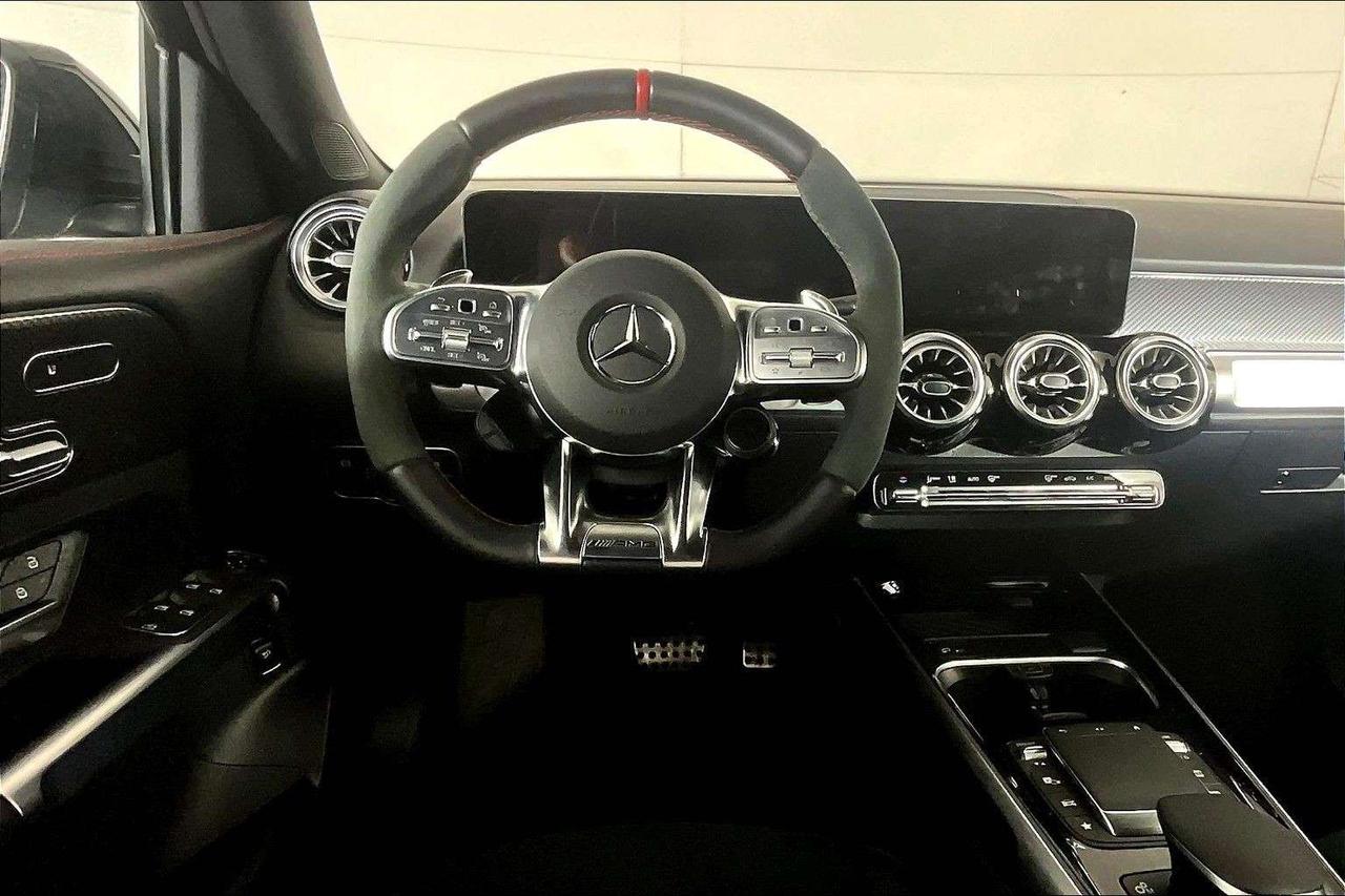 2023 Mercedes-Benz GLB AMG GLB 35 4MATIC SUV Photo4