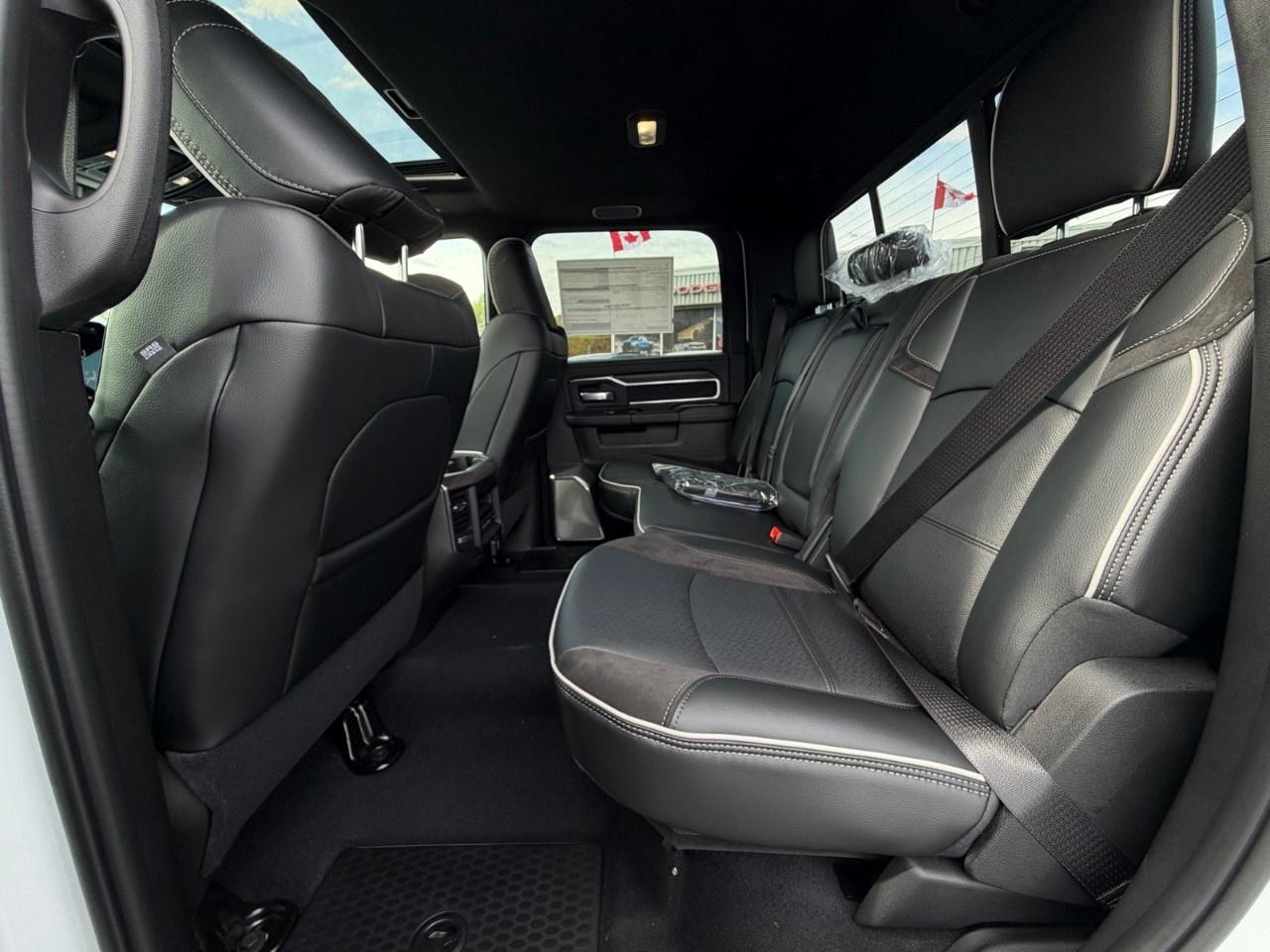 2027 RAM 2500 Laramie 4x4 Crew Cab 6'4" Box Photo