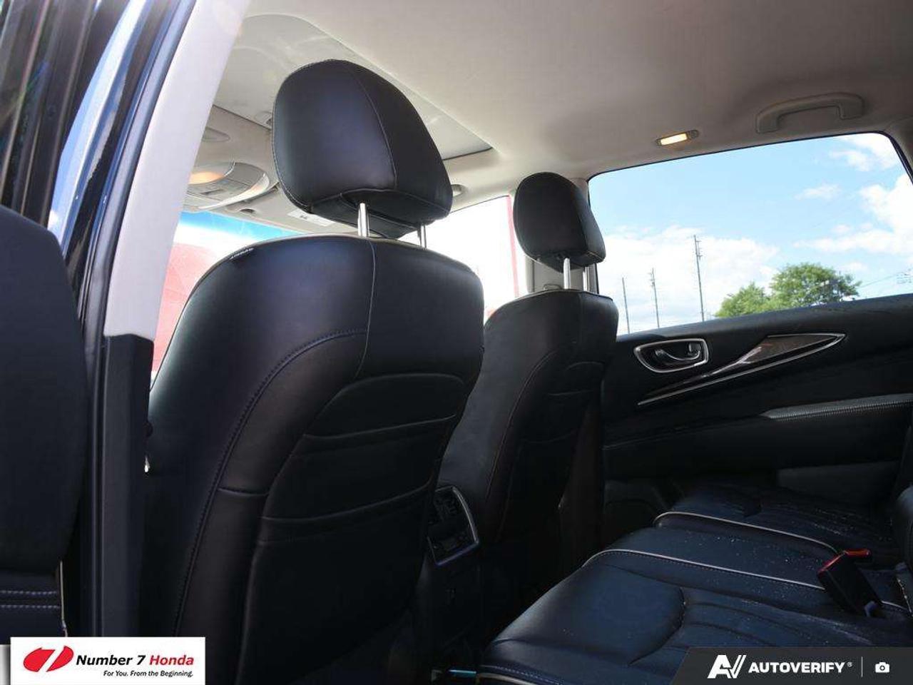 2017 Infiniti QX60 AWD Photo