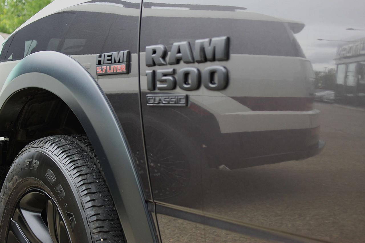 2022 RAM 1500 Warlock Photo