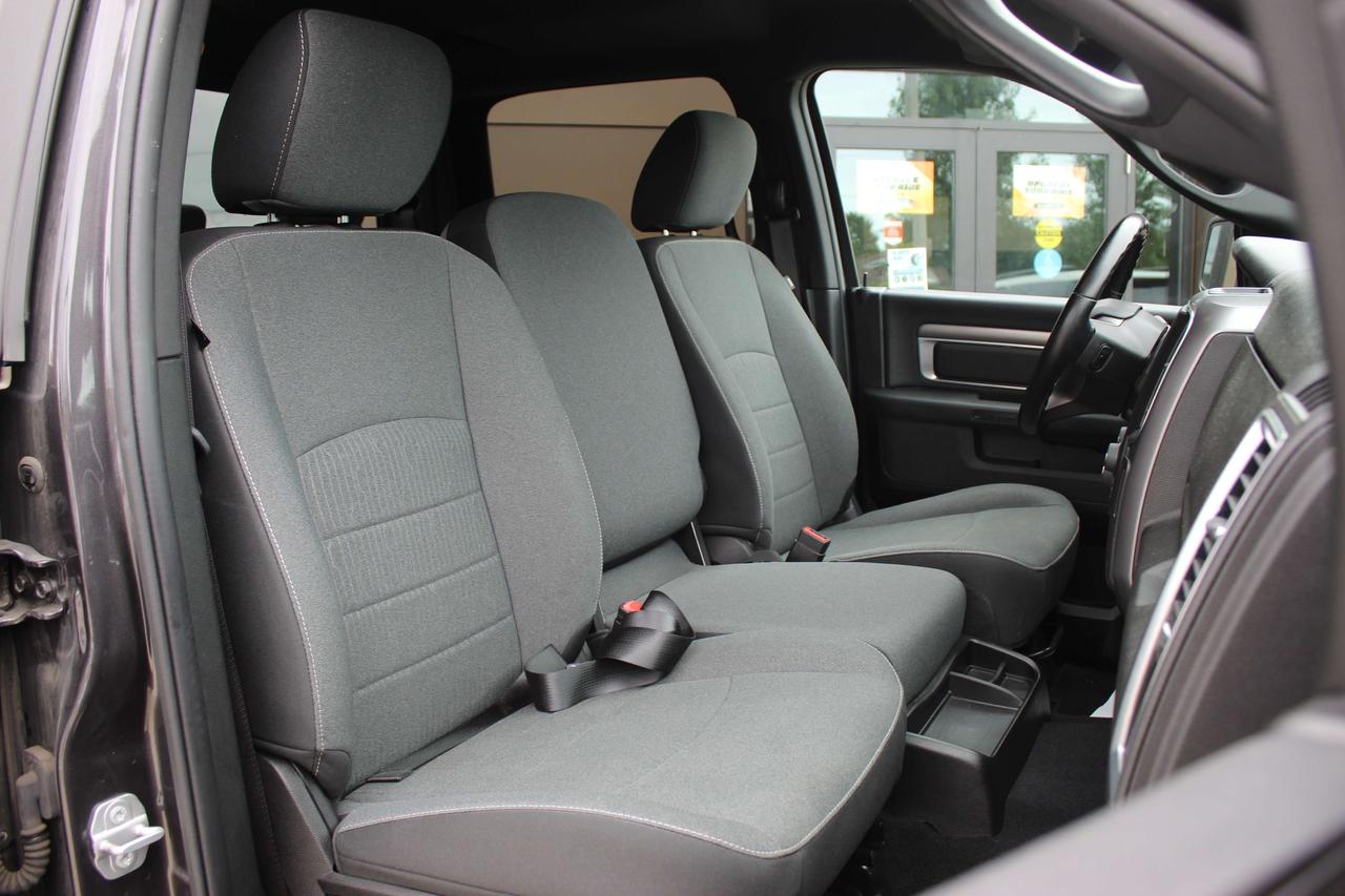 2022 RAM 1500 Warlock Photo