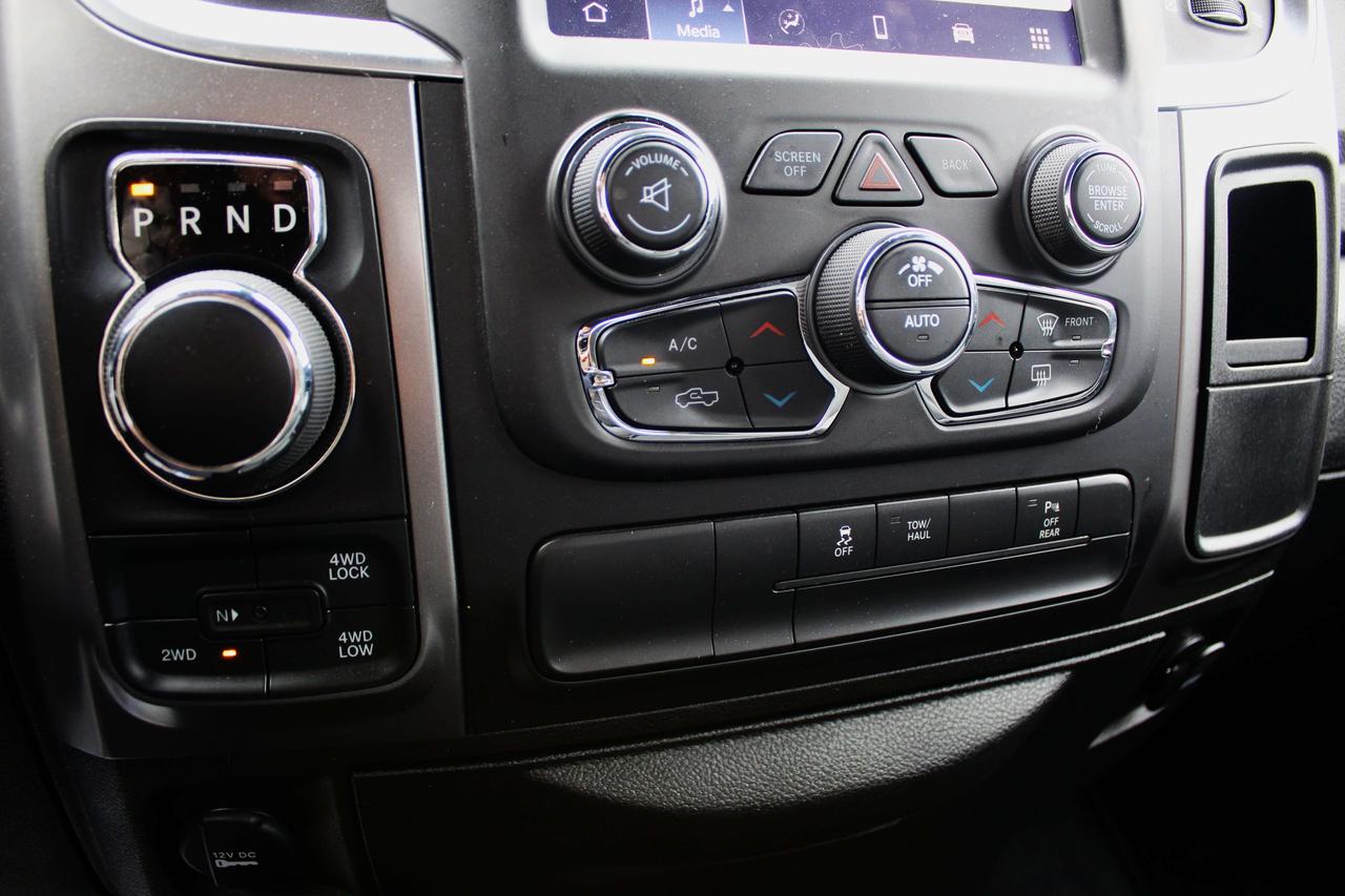 2022 RAM 1500 Warlock Photo