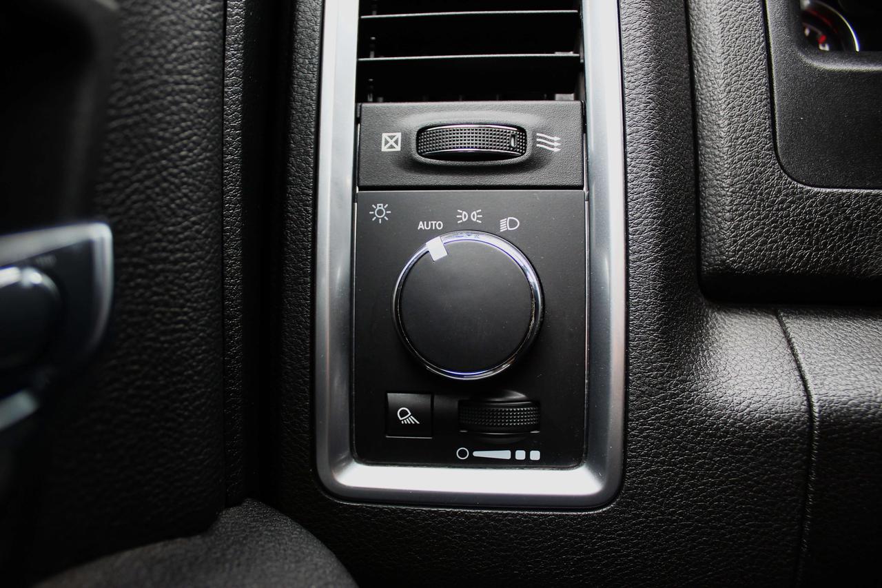 2022 RAM 1500 Warlock Photo