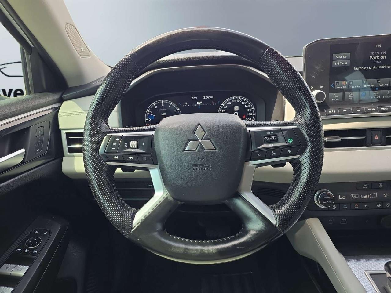 2022 Mitsubishi Outlander GT S-AWC * 1 OWNER / HUD / DRIVER ASSIST / 7 PASSENGERS / 360 Photo