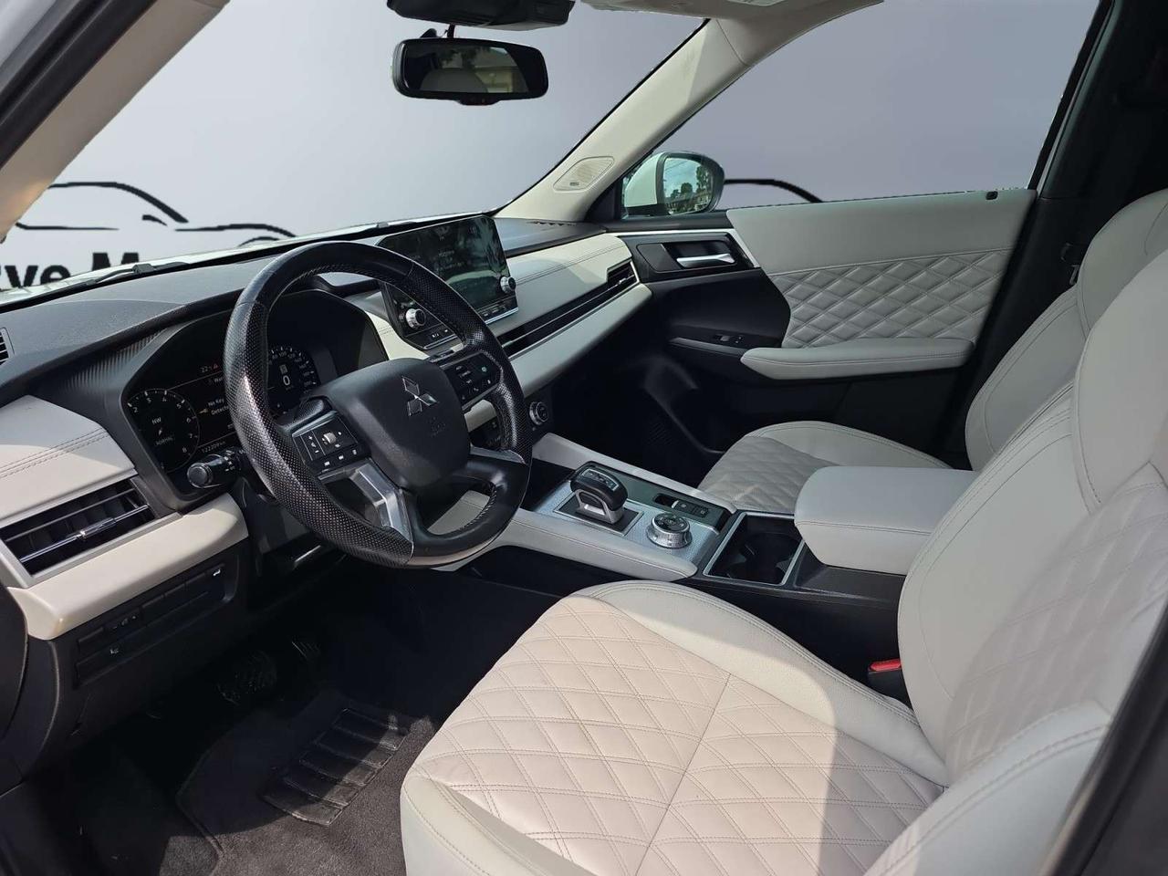 2022 Mitsubishi Outlander GT S-AWC * 1 OWNER / HUD / DRIVER ASSIST / 7 PASSENGERS / 360 Photo
