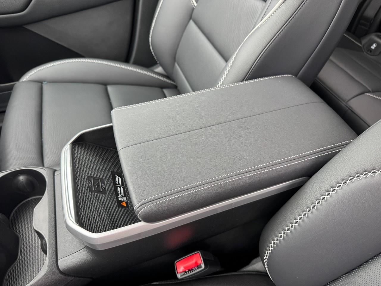 2027 GMC Terrain AWD Denali Photo