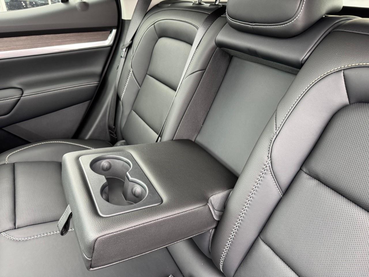 2027 GMC Terrain AWD Denali Photo