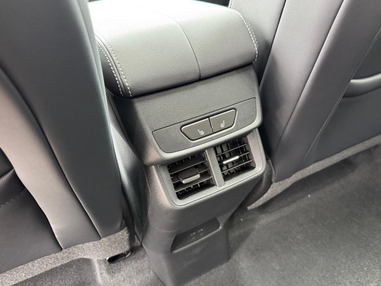 2027 GMC Terrain AWD Denali Photo